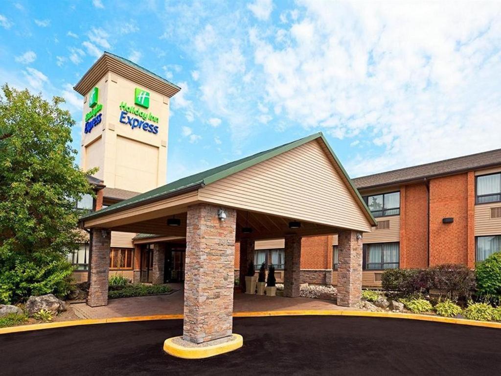 Holiday Inn Express Toronto East - Scarborough By Ihg Ngoại thất bức ảnh