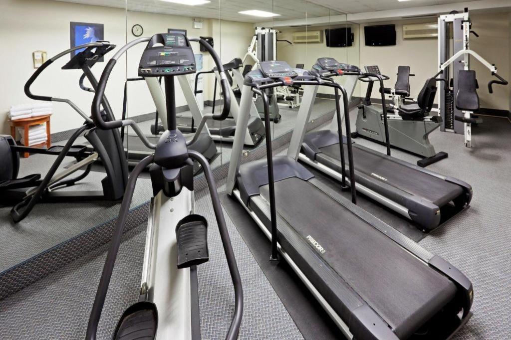 Holiday Inn Express Toronto East - Scarborough By Ihg Ngoại thất bức ảnh