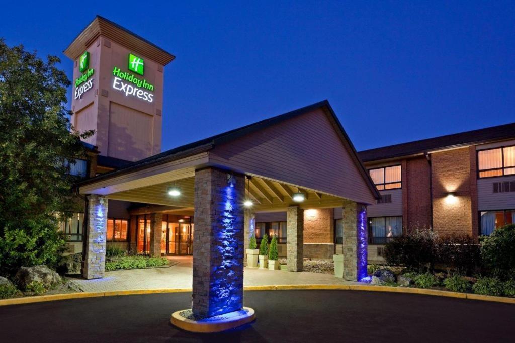 Holiday Inn Express Toronto East - Scarborough By Ihg Ngoại thất bức ảnh