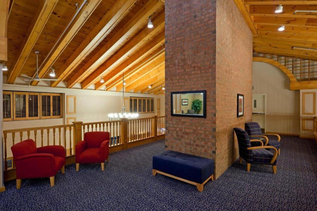 Holiday Inn Express Toronto East - Scarborough By Ihg Ngoại thất bức ảnh